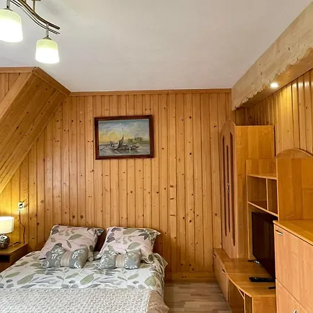 5 Os U Krola Apartment